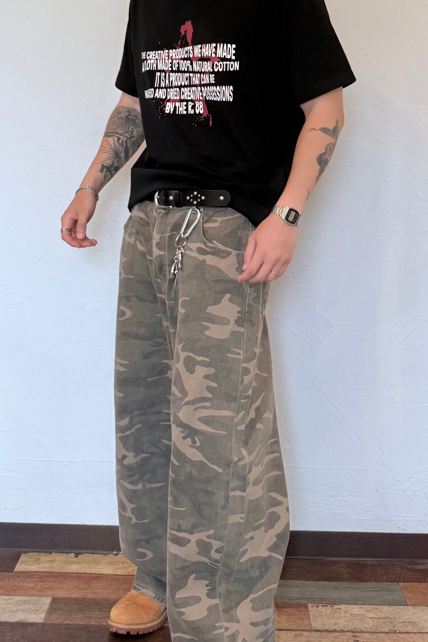 韓国ファッションメンズ　メンズファッション　ストリート系　クロップドＴシャツ　クロップＴシャツ　ハーフＴシャツ 夏コーデ