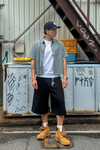 韓国ストリート　韓国メンズストリート　韓国メンズコーデ　ストリートコーデ　夏コーデ　クロップドシャツ