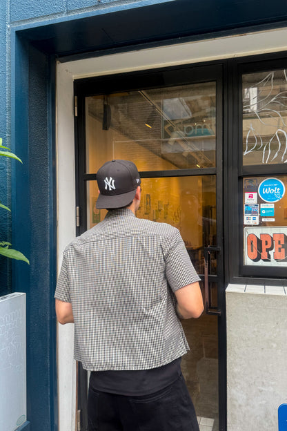 韓国ストリート　韓国メンズストリート　韓国メンズコーデ　ストリートコーデ　夏コーデ　クロップドシャツ