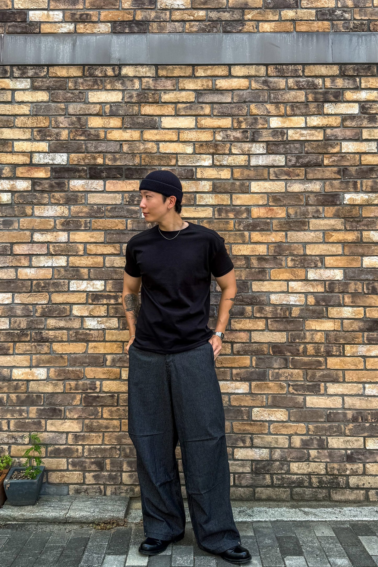 韓国ファッション　メンズファッション　ストリート系　クロップドＴシャツ　クロップＴシャツ　ハーフＴシャツ　夏コーデ