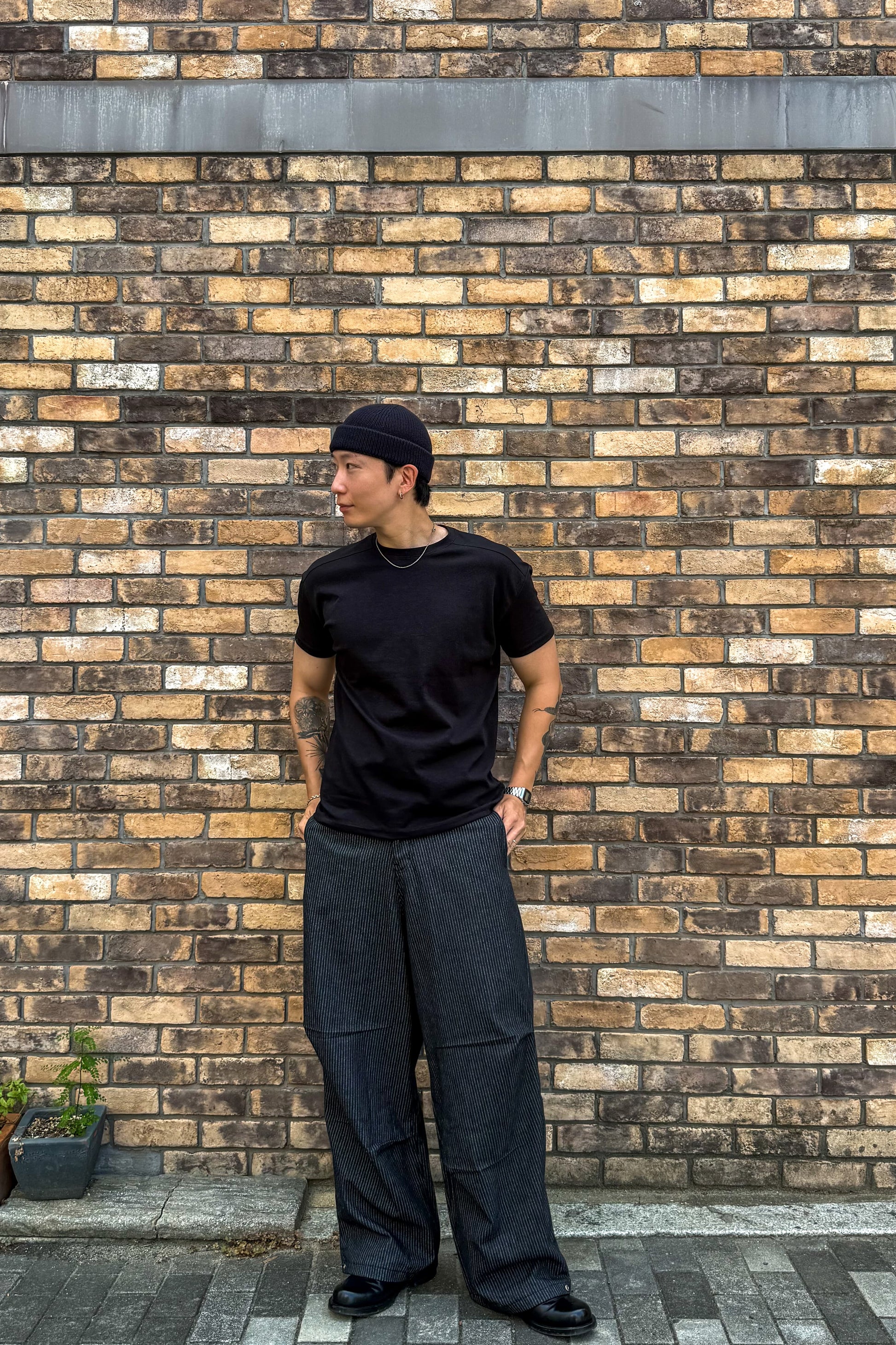 韓国ファッション　メンズファッション　ストリート系　クロップドＴシャツ　クロップＴシャツ　ハーフＴシャツ　夏コーデ