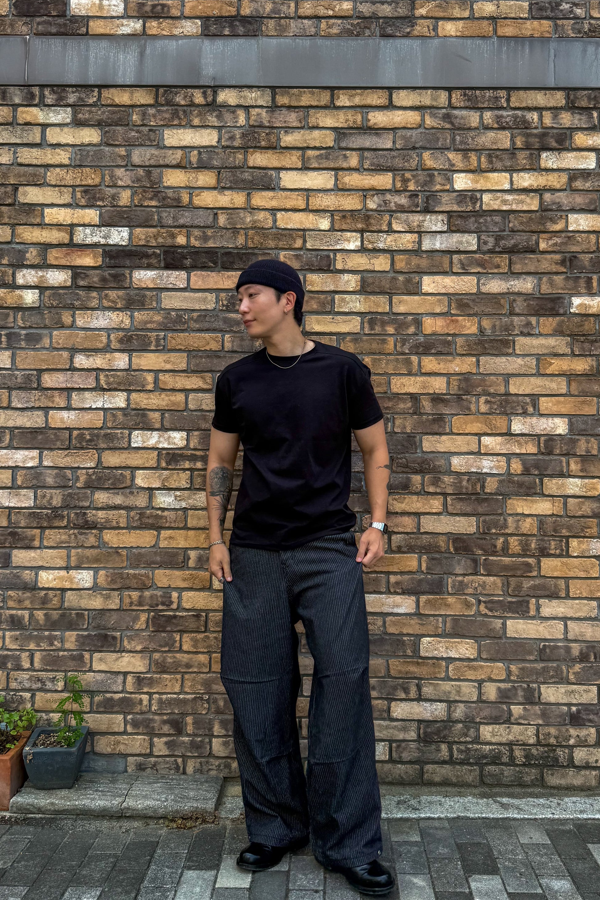 韓国ファッション　メンズファッション　ストリート系　クロップドＴシャツ　クロップＴシャツ　ハーフＴシャツ　夏コーデ